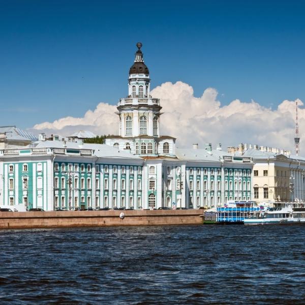 Экскурсия в Петропавловскую крепость (собор+тюрьма) + Кунсткамера